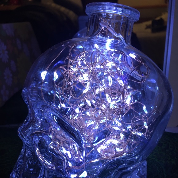 Skull light - Picture 2 of 4